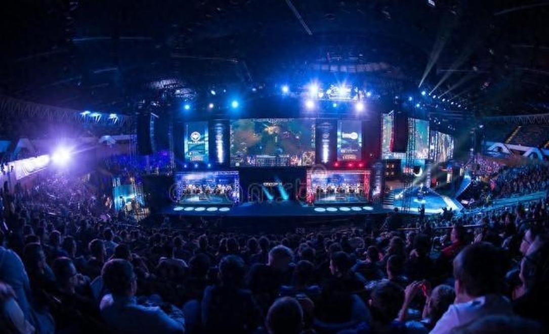 Royal Never Give Up 发布 2025 赛季阵容：增加了一名新的辅助选手 Niket